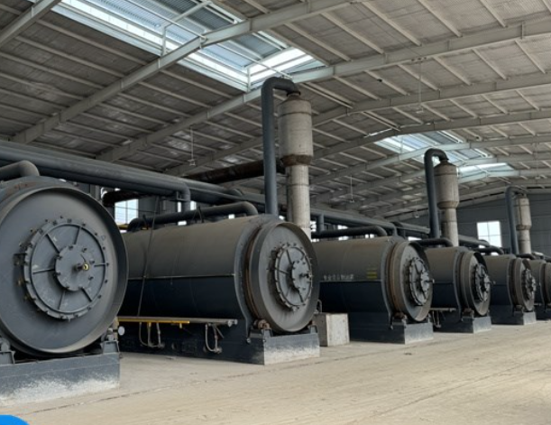 大型环保废铝箔铝塑炼油设备提炼铝渣 废塑料裂解设备提炼燃料油